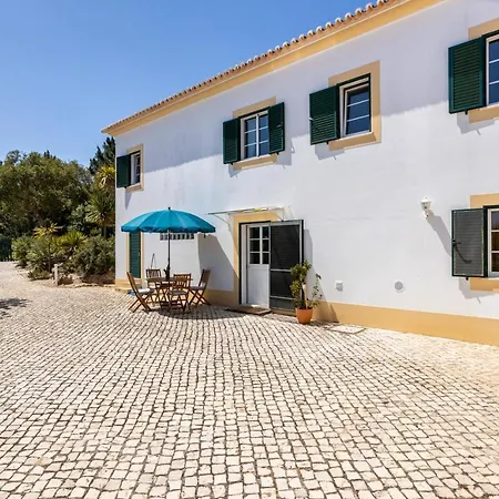 Asami - With Great Outdoor Area! Apartment Aljezur