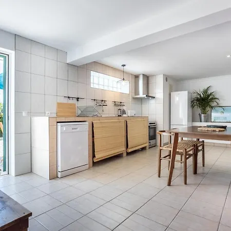 Apartment Asami - With Great Outdoor Area! Aljezur